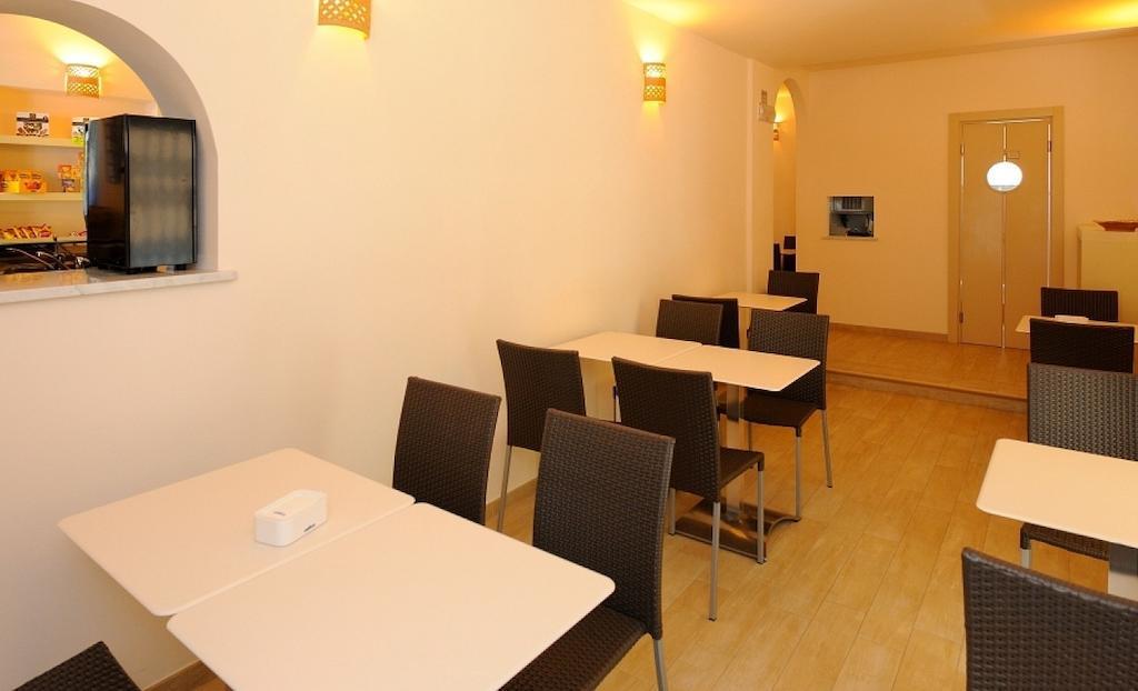 פרוג'ה Hotel San Sebastiano מראה חיצוני תמונה