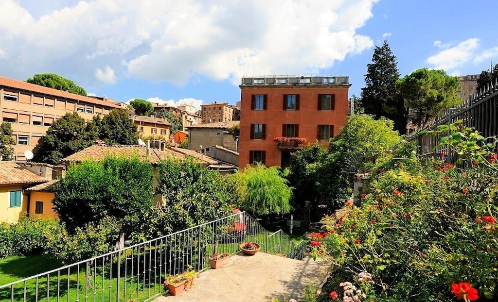 פרוג'ה Hotel San Sebastiano מראה חיצוני תמונה