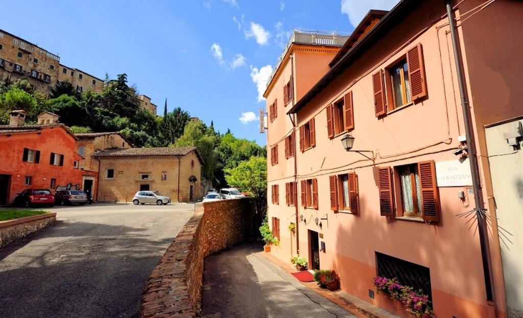 פרוג'ה Hotel San Sebastiano מראה חיצוני תמונה